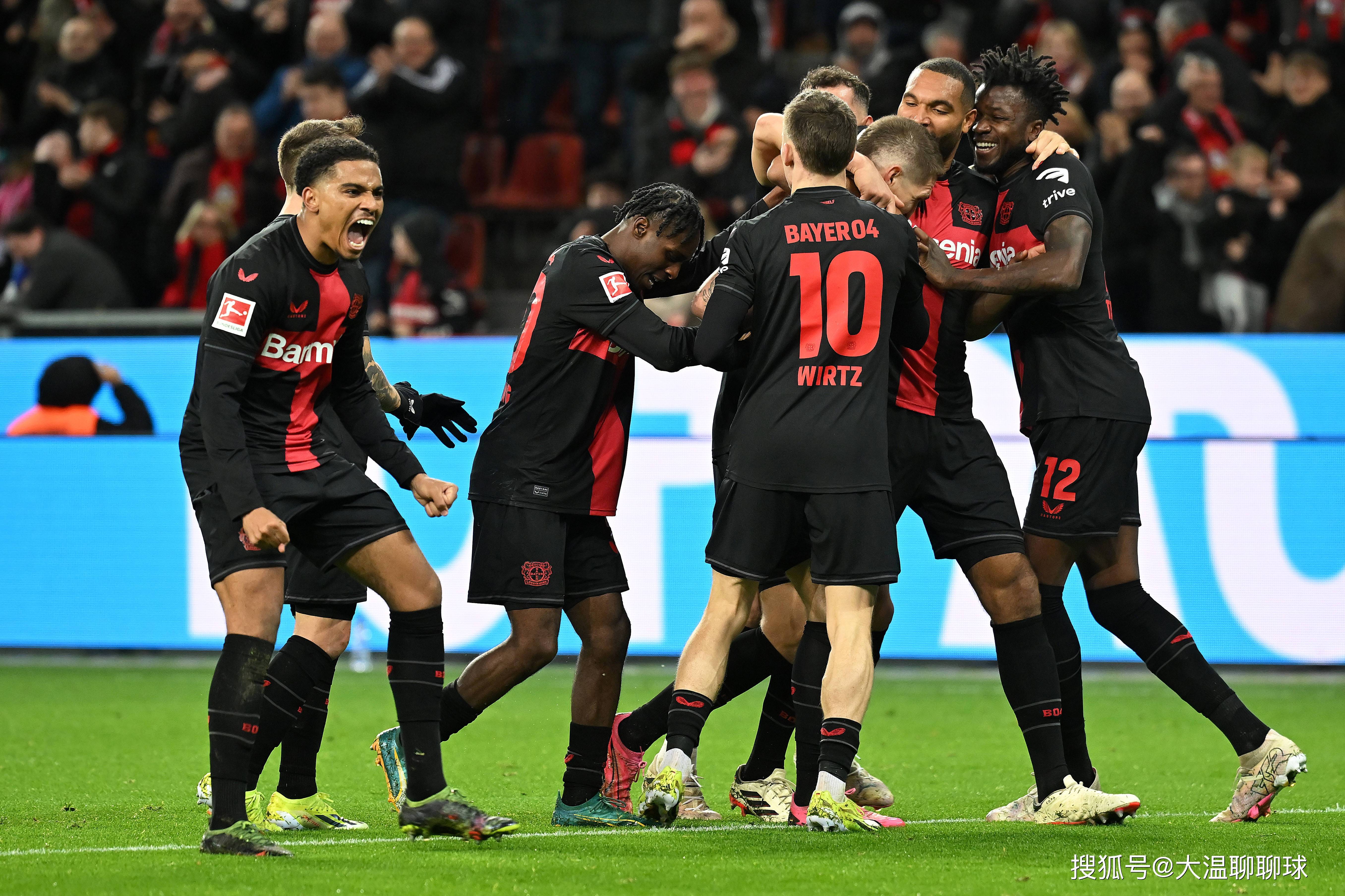 开云体育-奥格斯堡客场惊险获胜，保级形势稍缓，表现亮眼