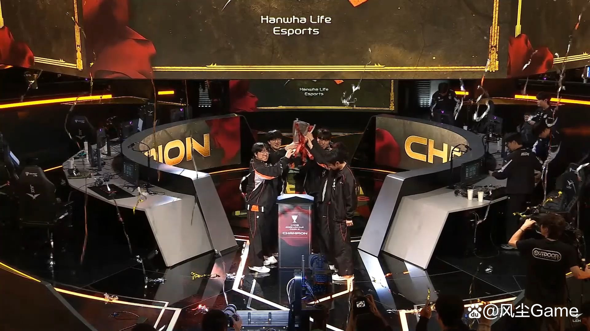 EDG鏖战TL,369单局斩获MVP强强对话全球总决赛,点燃全场激情 EDG鏖战TL,369单局斩获MVP强强对话全球总决赛,点燃全场激情